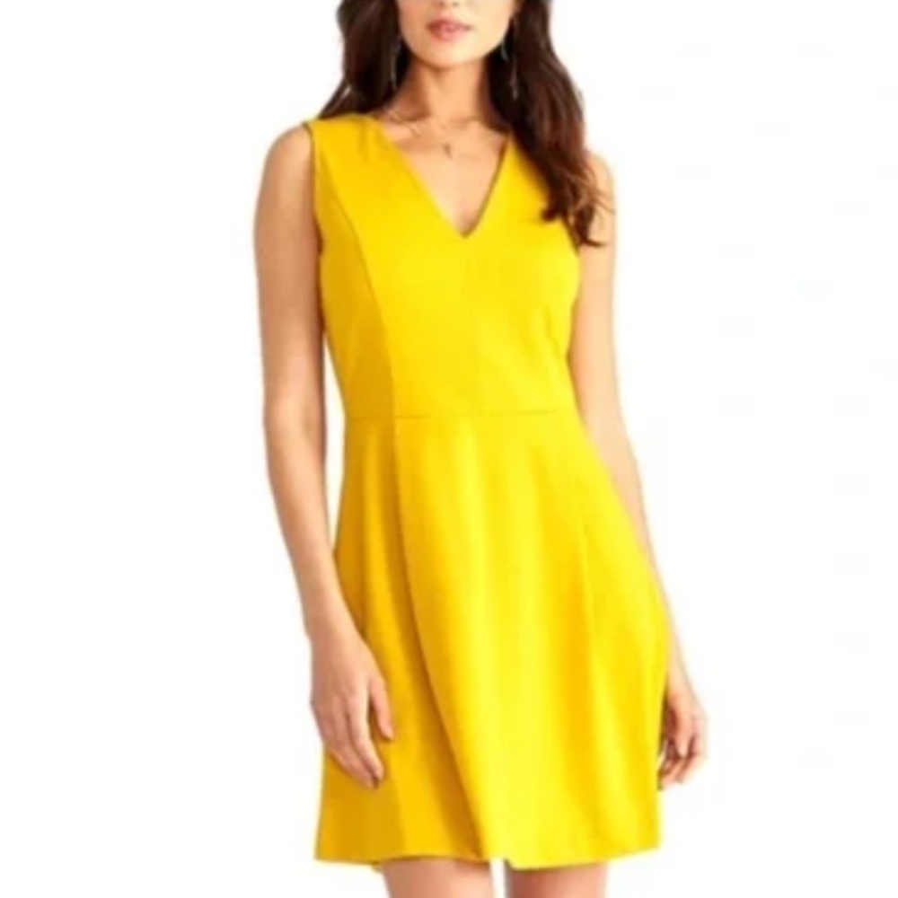 LONDON STYLE Sunshine Yellow V-Neck A-Line Dress | M/L